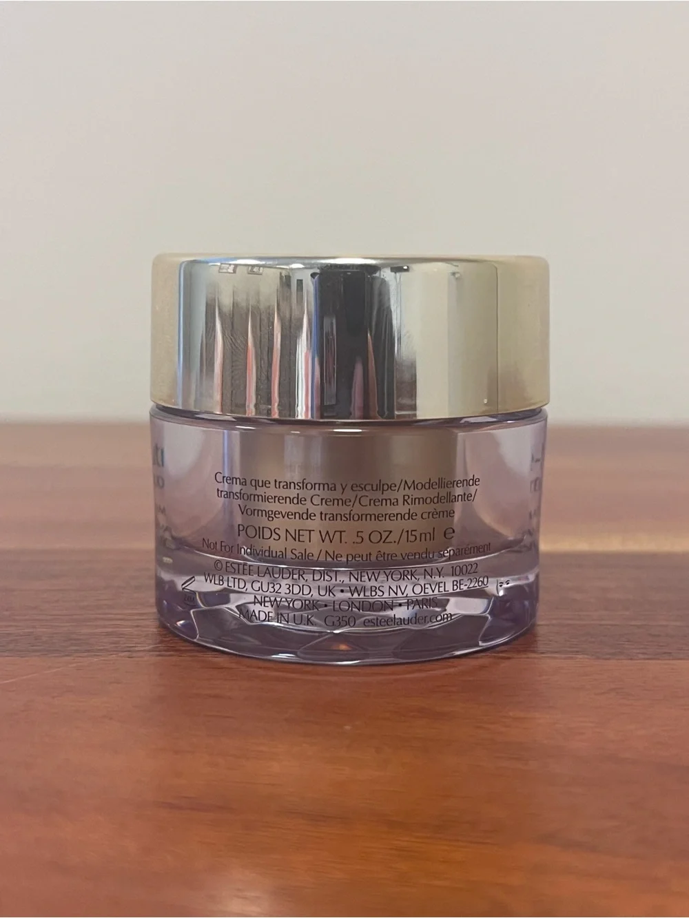 Estee Lauder Re-Nutriv Sculpted Transformation Crème - Picture 3 of 5